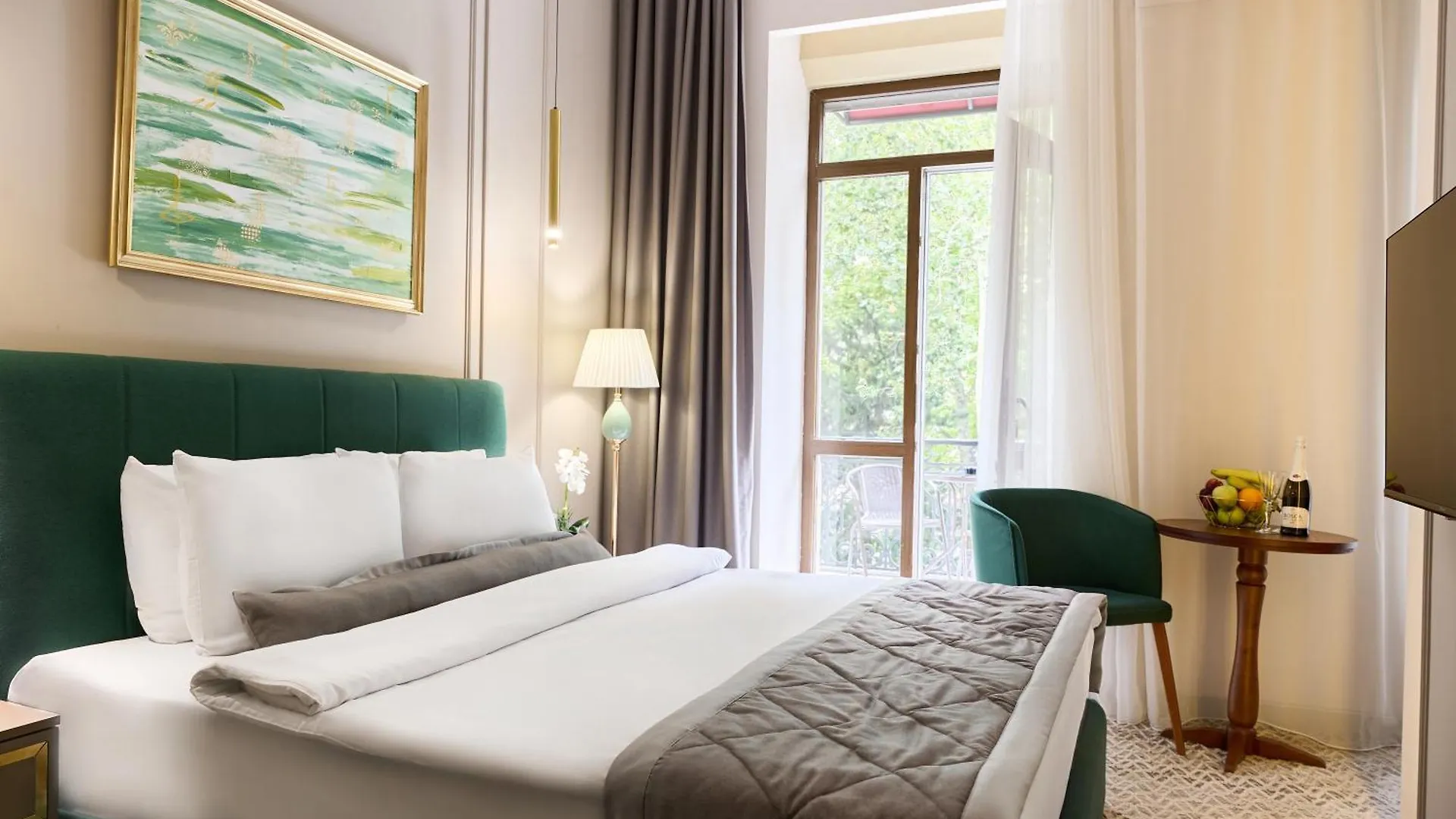Maestro Address Hotel Baku